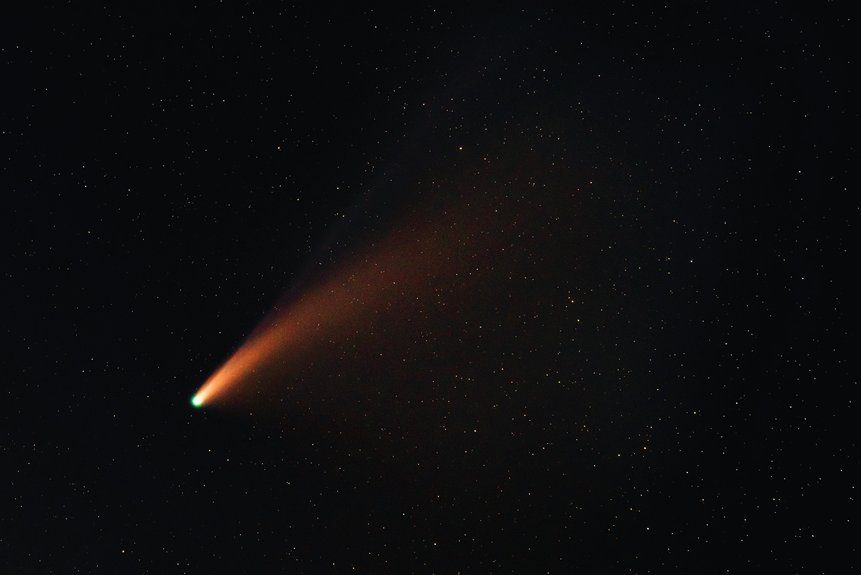 new comet approaches earth